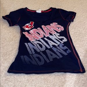 Women’s Indians Graphic Tee M